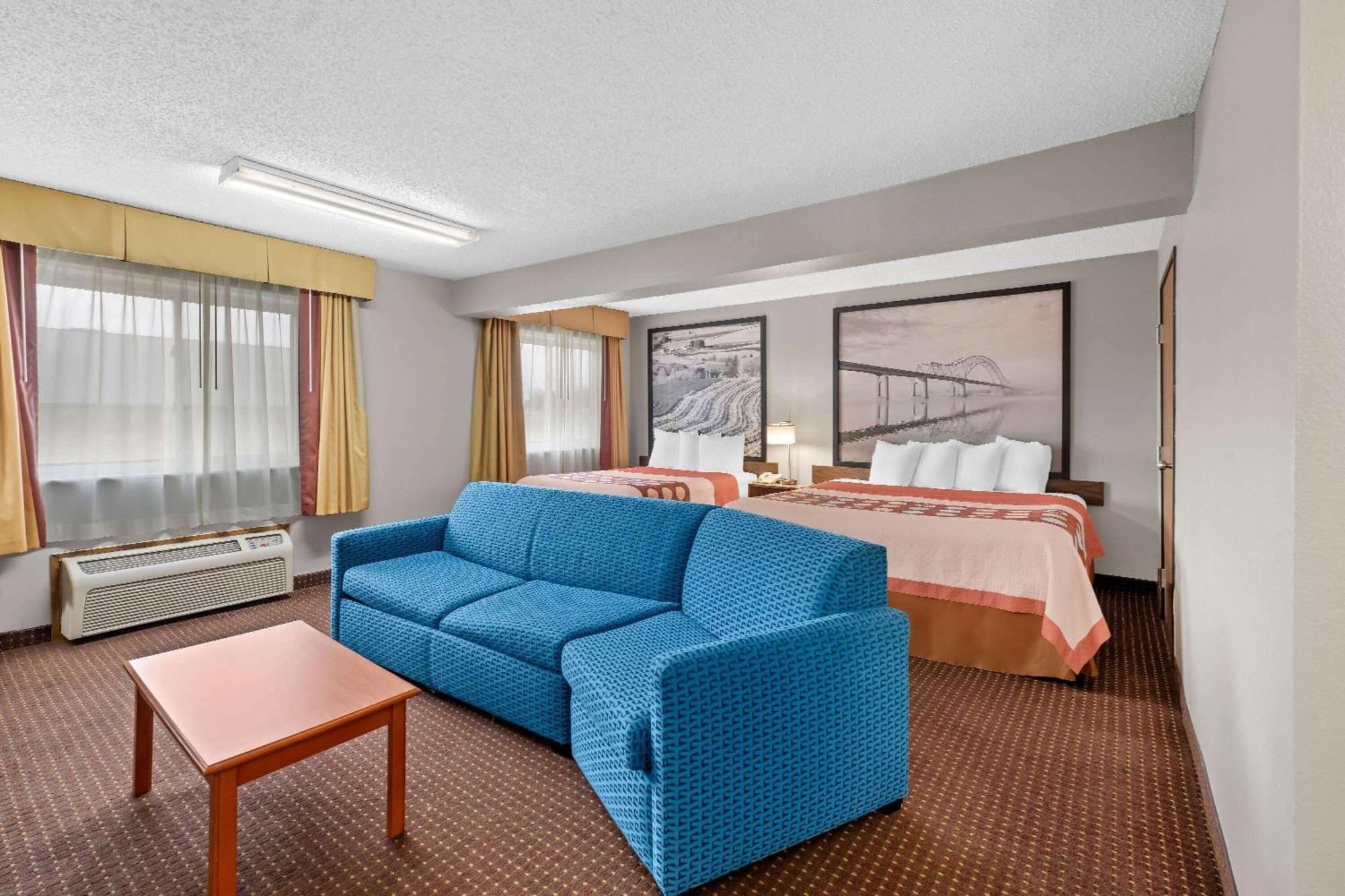 Super 8 By Wyndham Waverly Extérieur photo
